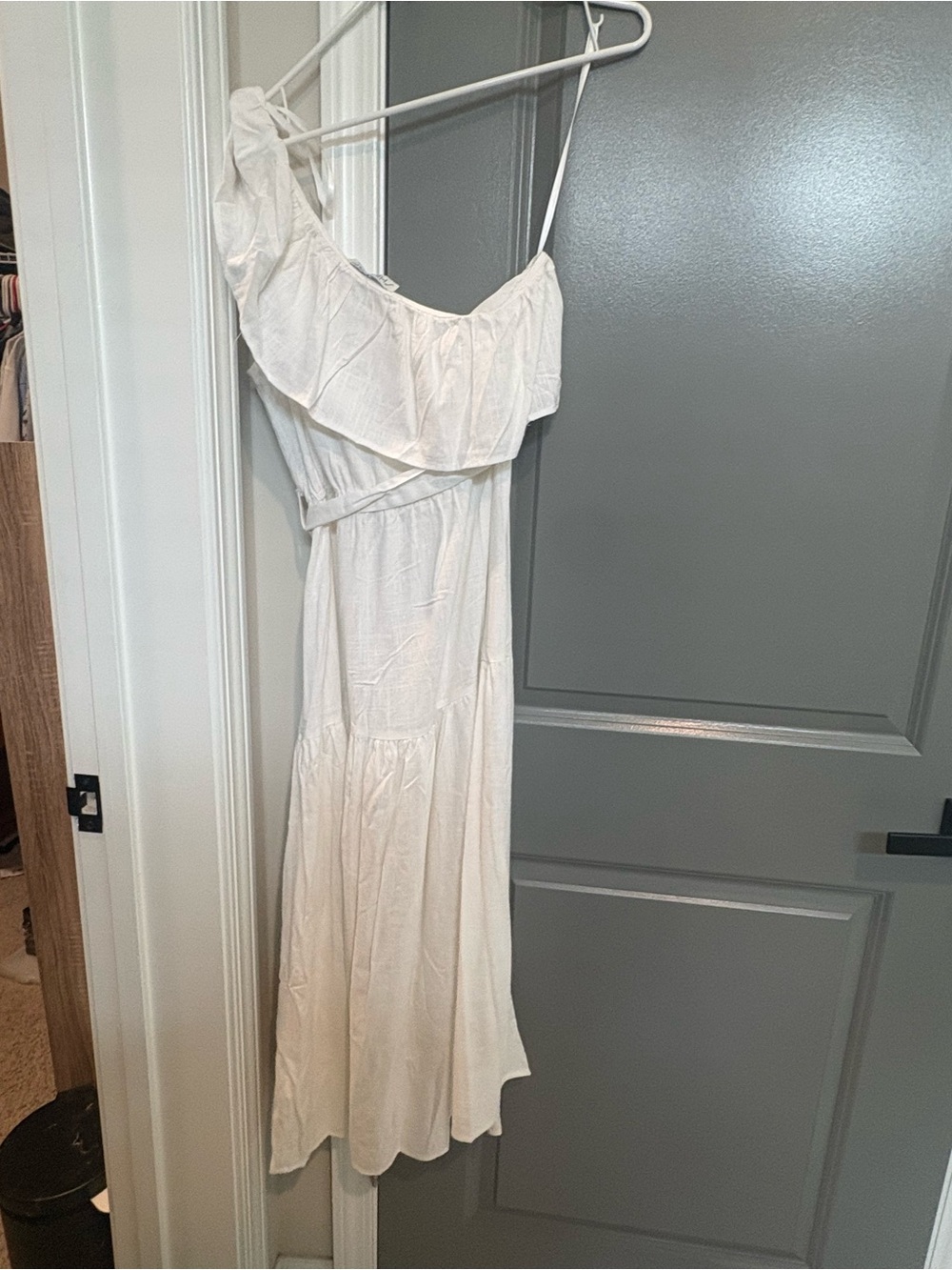She + Sky One-Shoulder White Ruffle Midi Dress with Belt - Picture 5 of 5